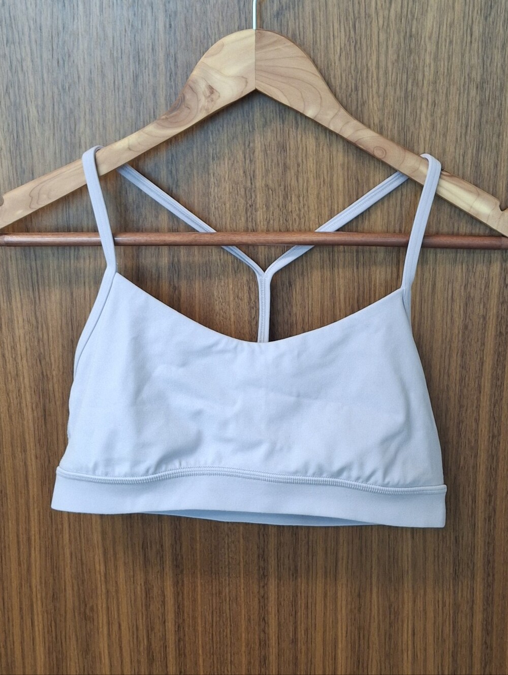 Lululemon Flow Y Bra Nulu *Light Support, A–C Cups Faint Lavender SZ 8